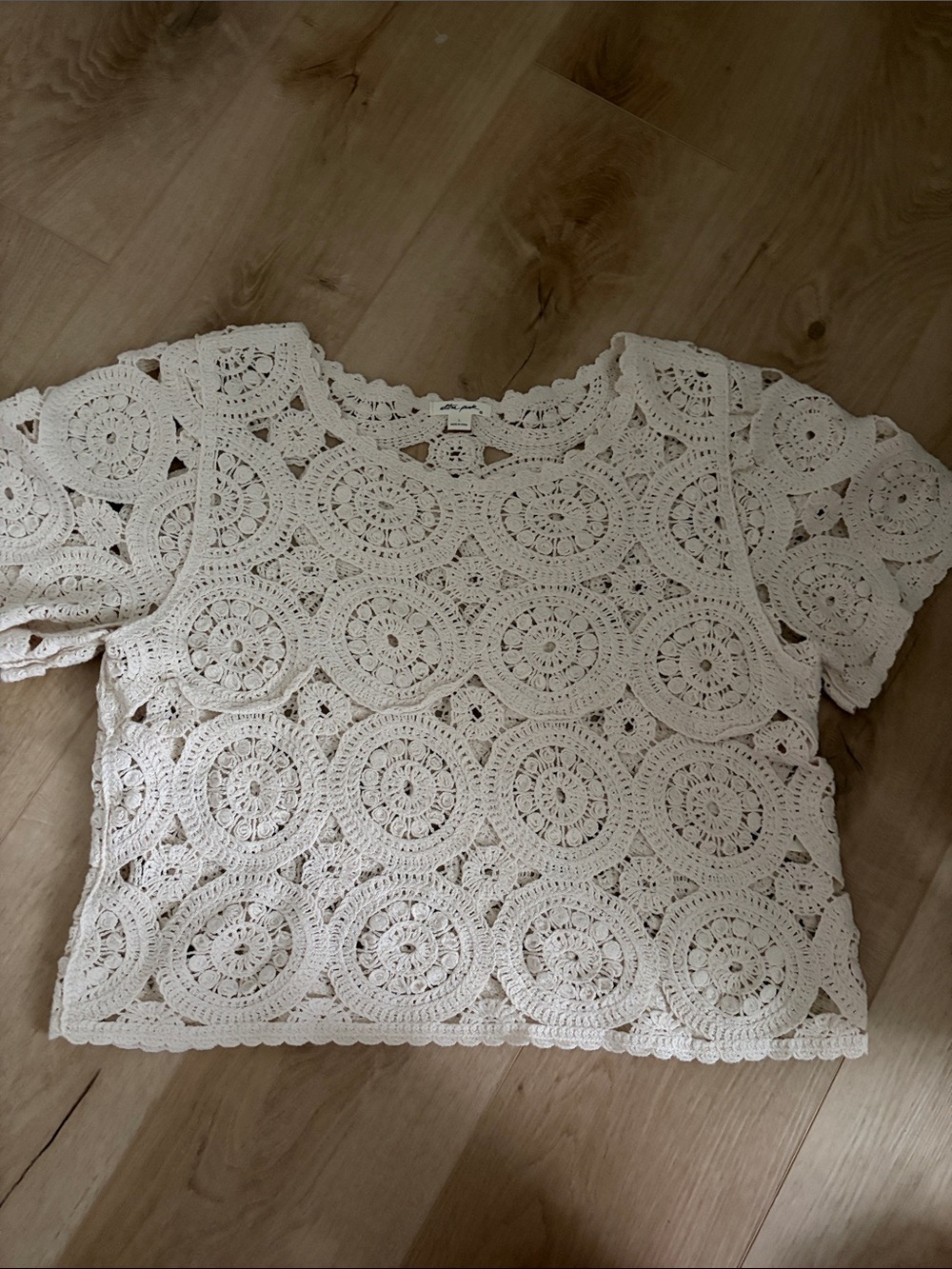 Crochet Lace Short Sleeve Top - Cream